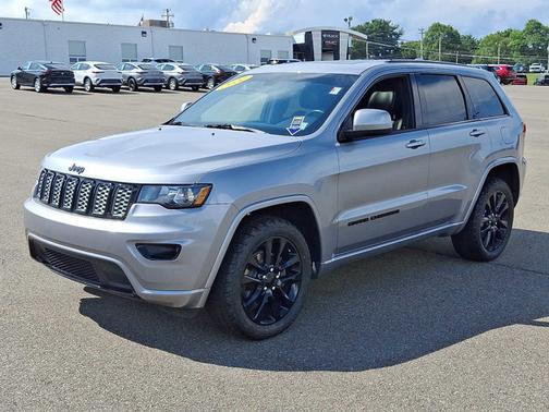 2020 Jeep Grand Cherokee Altitude