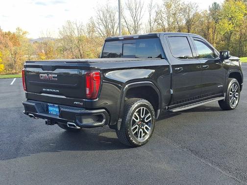 2022 GMC Sierra 1500 Limited AT4