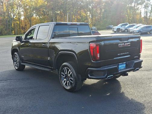 2022 GMC Sierra 1500 Limited AT4
