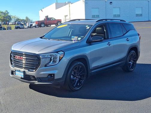 2023 GMC Terrain SLT