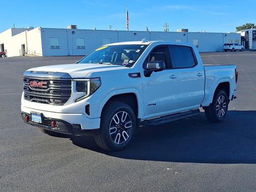 2022 GMC Sierra 1500 AT4
