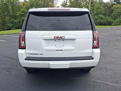 2020 GMC Yukon XL SLT