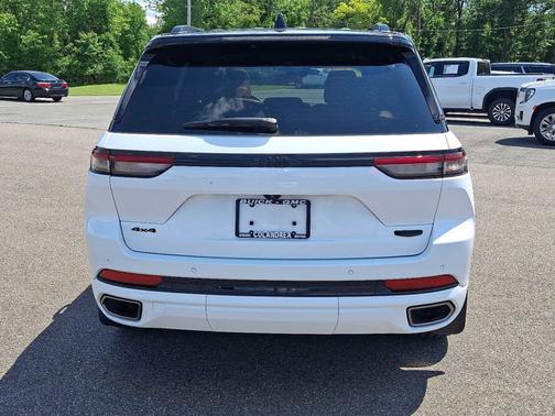 2024 Jeep Grand Cherokee Summit