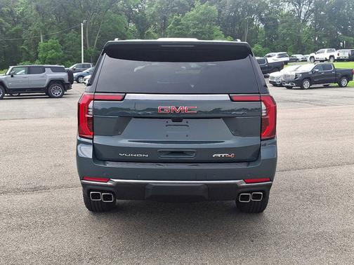 2025 GMC Yukon AT4