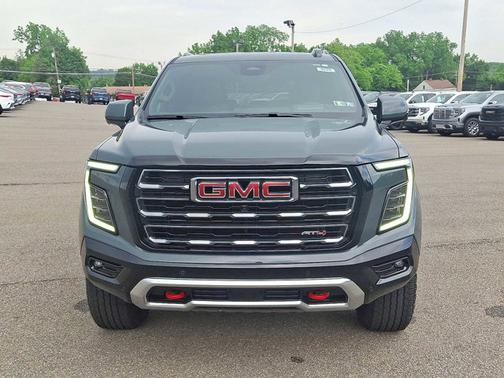 2025 GMC Yukon AT4