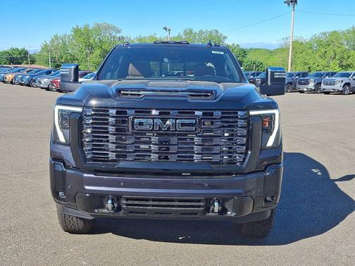 2025 GMC Sierra 2500 Denali
