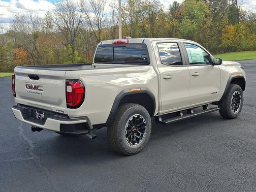 2026 GMC Canyon 4WD AT4