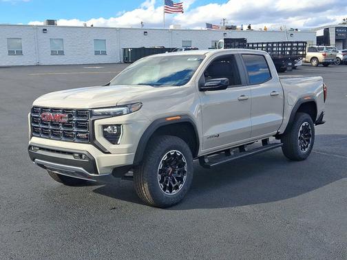 2026 GMC Canyon 4WD AT4