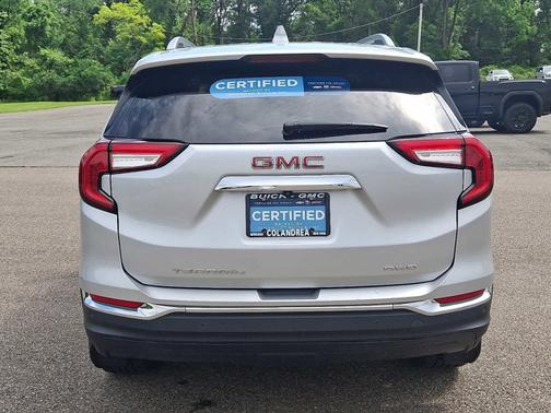2022 GMC Terrain SLT