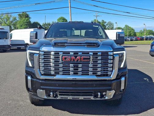 2025 GMC Sierra 2500 Denali
