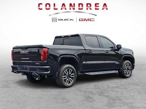 Onyx Black 2022 GMC Sierra 1500 AT4