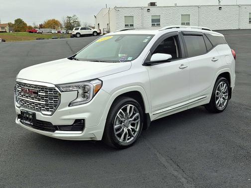 2023 GMC Terrain Denali