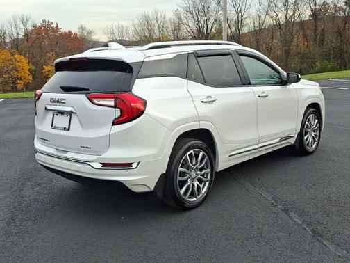 2023 GMC Terrain Denali