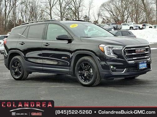 2022 GMC Terrain AT4