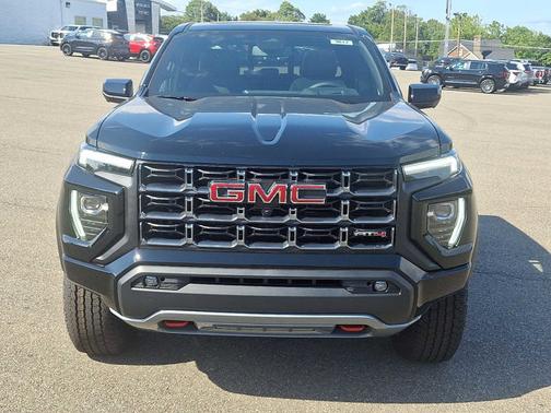 2026 GMC Canyon 4WD AT4