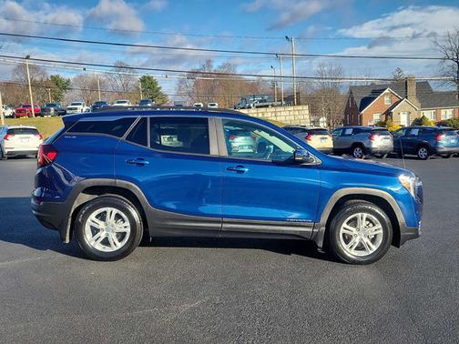 2023 GMC Terrain SLE