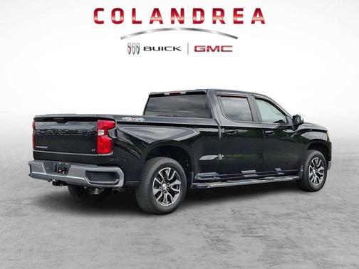 Black 2022 Chevrolet Silverado 1500 LT