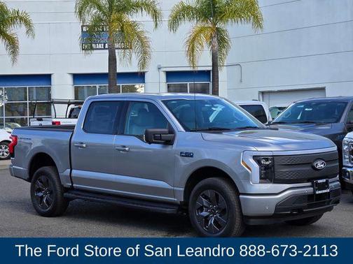 2025 Ford F-150 Lightning Flash