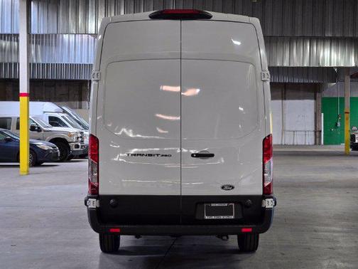 Oxford White 2026 Ford Transit-250 Base