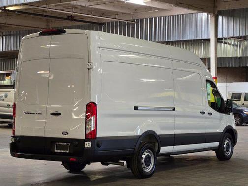 Oxford White 2026 Ford Transit-250 Base