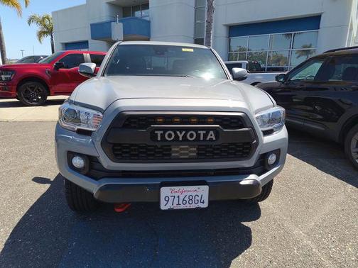 Cement 2021 Toyota Tacoma TRD Off Road