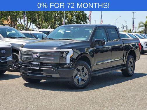 2025 Ford F-150 Lightning LARIAT