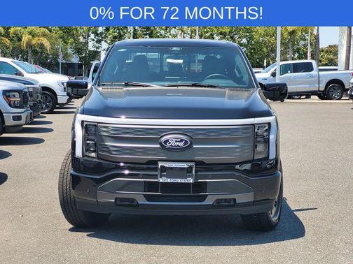 2025 Ford F-150 Lightning LARIAT