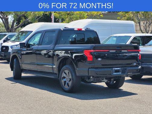 2025 Ford F-150 Lightning LARIAT