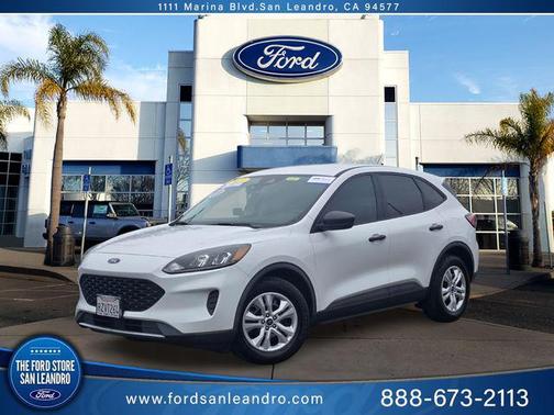 Oxford White 2022 Ford Escape S