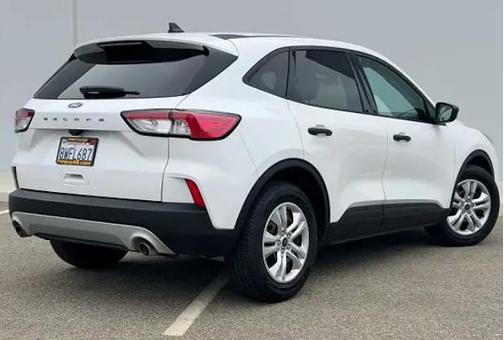 Oxford White 2022 Ford Escape S