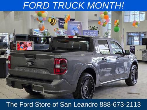 2025 Ford Maverick Lobo Standard