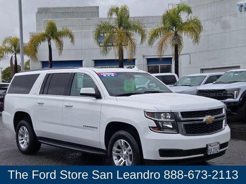 Summit White 2019 Chevrolet Suburban LT