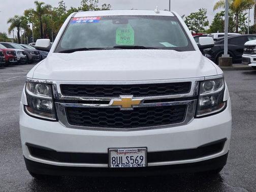 Summit White 2019 Chevrolet Suburban LT
