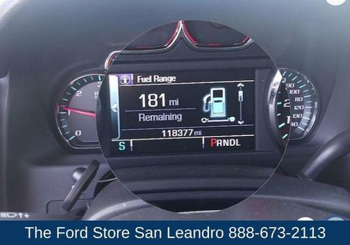 Summit White 2019 Chevrolet Suburban LT