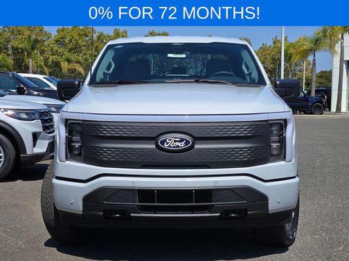 2025 Ford F-150 Lightning Flash