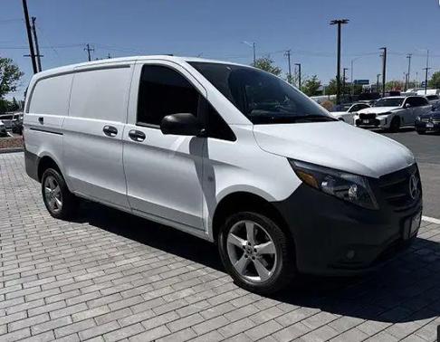 Arctic White 2023 Mercedes-Benz Metris Base