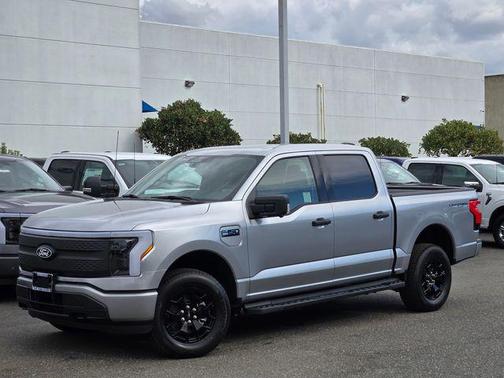 2025 Ford F-150 Lightning XLT