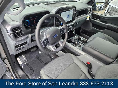 2025 Ford F-150 Lightning XLT