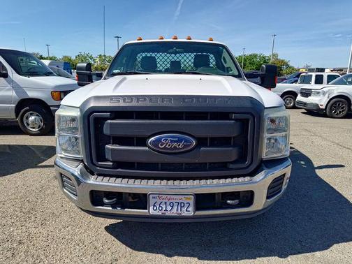 Oxford White 2016 Ford F-350 XL