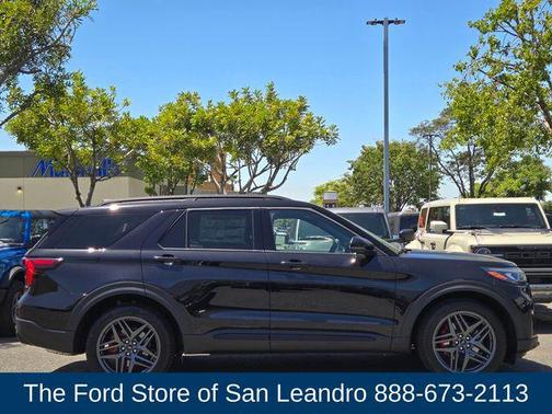 Agate Black Metallic 2026 Ford Explorer ST