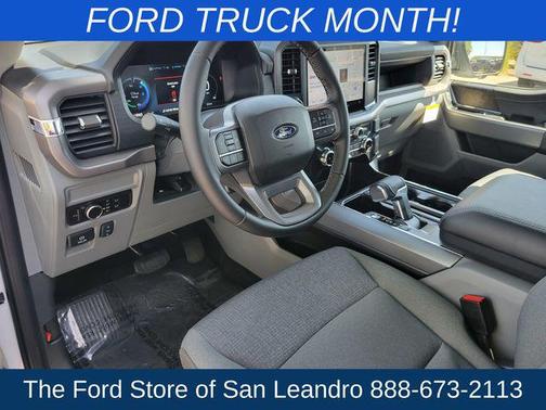 2025 Ford F-150 Lightning XLT