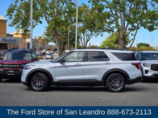 Space White Metallic 2026 Ford Explorer ST