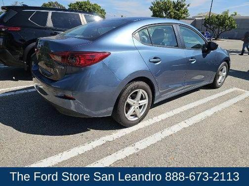 2015 Mazda Mazda3 i Sport