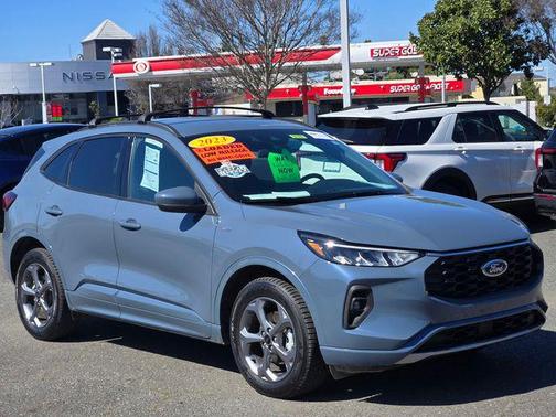 2023 Ford Escape ST-Line Select