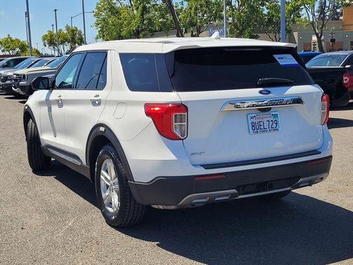 Oxford White 2020 Ford Explorer XLT