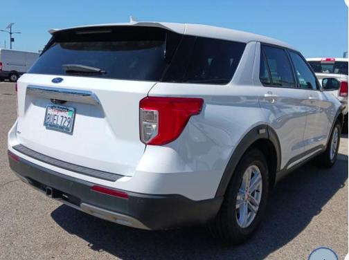 Oxford White 2020 Ford Explorer XLT