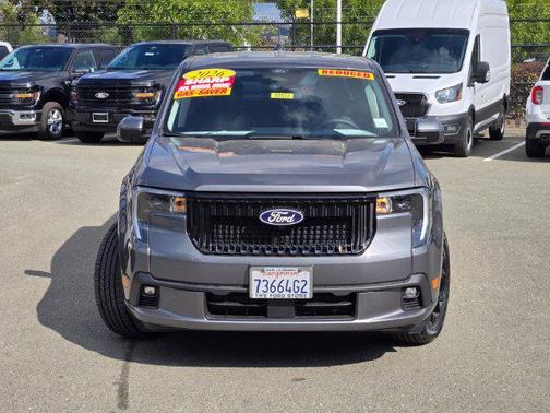 Carbonized Gray Metallic 2026 Ford Maverick Lobo Standard
