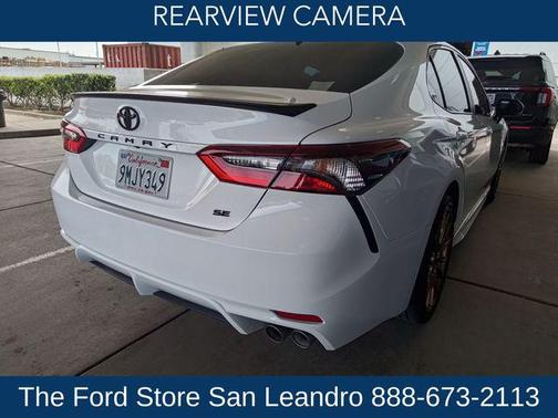 2024 Toyota Camry SE