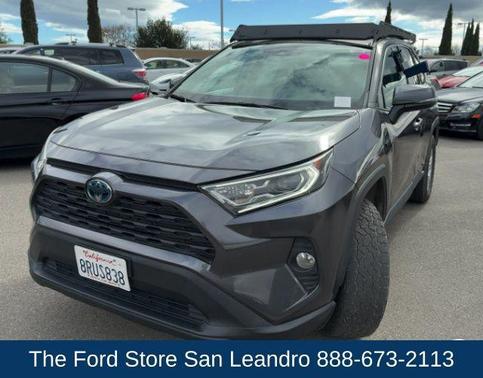2020 Toyota RAV4 Hybrid XLE