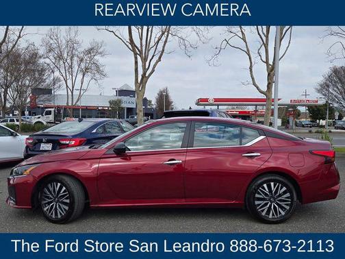 2024 Nissan Altima 2.5 SV